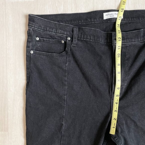 Abercrombie Skinny High Rise Jeans Split Hem Washed Black Size 36 Size 22 NEW - Picture 13 of 14